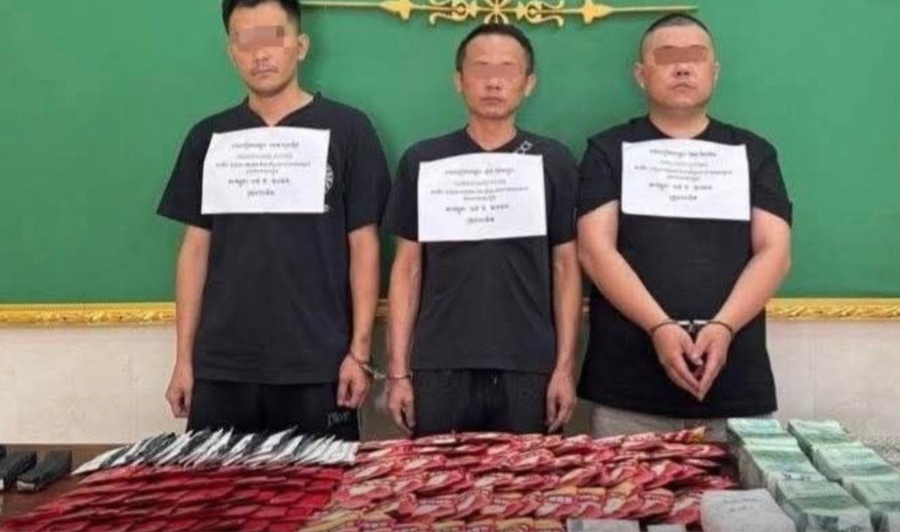 柬埔寨 木牌3名中国籍毒贩被移送法办